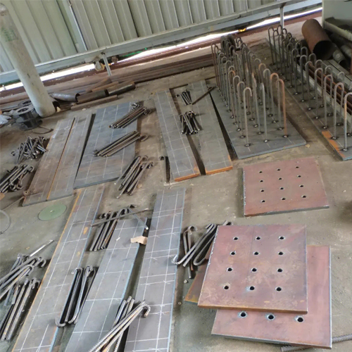 有哪些其他因素会影响江苏预埋件位置的确定？