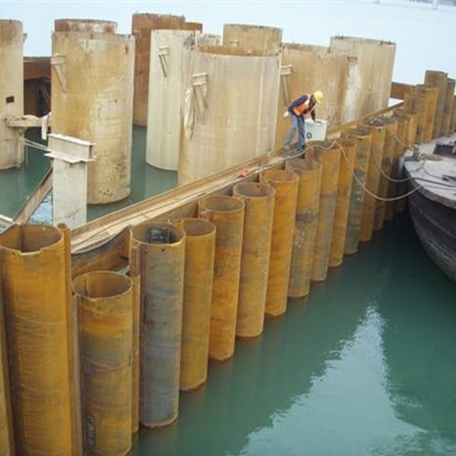 江苏钢护筒现场安装